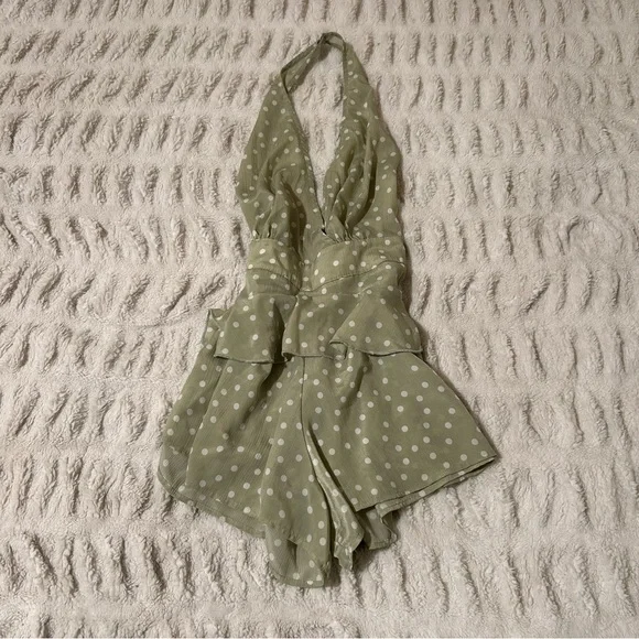 Euro PrettyLittleThing Light Green Polka ruffle halter top romper 🍐 - Picture 3 of 5